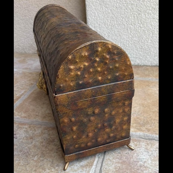 Jose Torres rectangular metal decorative box - Picture 10 of 14